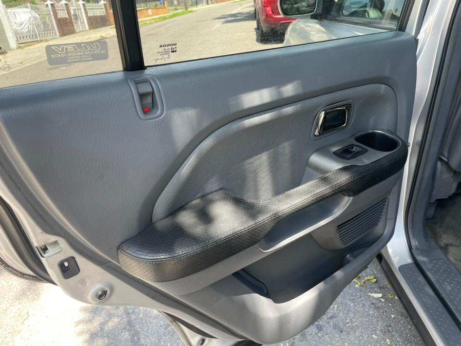Used Honda Pilot EX-L AWD 2005 | Sylhet Motors Inc.. Jamaica, New York Used Honda Pilot EX-L AWD 2005 | Sylhet Motors Inc.. Jamaica, New York