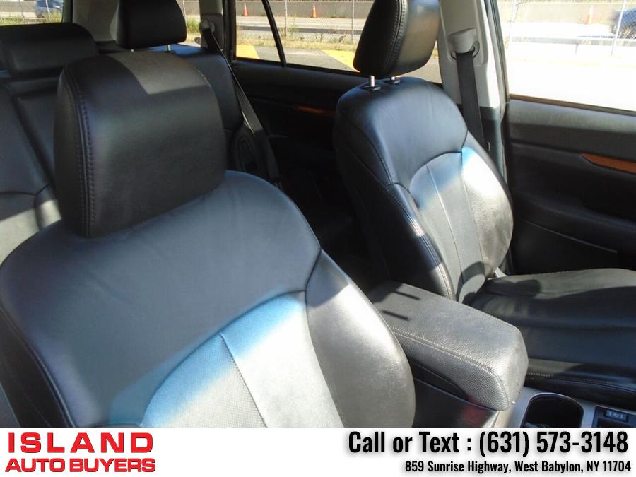 Used Subaru Outback 3.6R Limited AWD 4dr Wagon 2013 | Island Auto Buyers. West Babylon, New York Used Subaru Outback 3.6R Limited AWD 4dr Wagon 2013 | Island Auto Buyers. West Babylon, New York