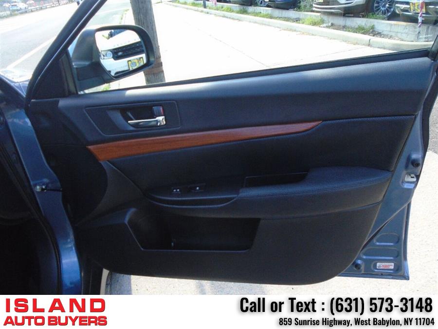 Used Subaru Outback 3.6R Limited AWD 4dr Wagon 2013 | Island Auto Buyers. West Babylon, New York Used Subaru Outback 3.6R Limited AWD 4dr Wagon 2013 | Island Auto Buyers. West Babylon, New York