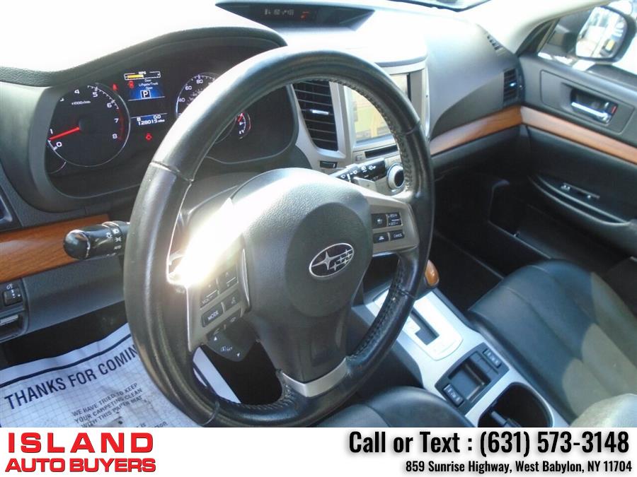 Used Subaru Outback 3.6R Limited AWD 4dr Wagon 2013 | Island Auto Buyers. West Babylon, New York Used Subaru Outback 3.6R Limited AWD 4dr Wagon 2013 | Island Auto Buyers. West Babylon, New York