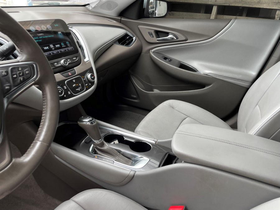 Used Chevrolet Malibu 4dr Sdn LT w/1LT 2017 | Green Light Auto. Corona, California Used Chevrolet Malibu 4dr Sdn LT w/1LT 2017 | Green Light Auto. Corona, California