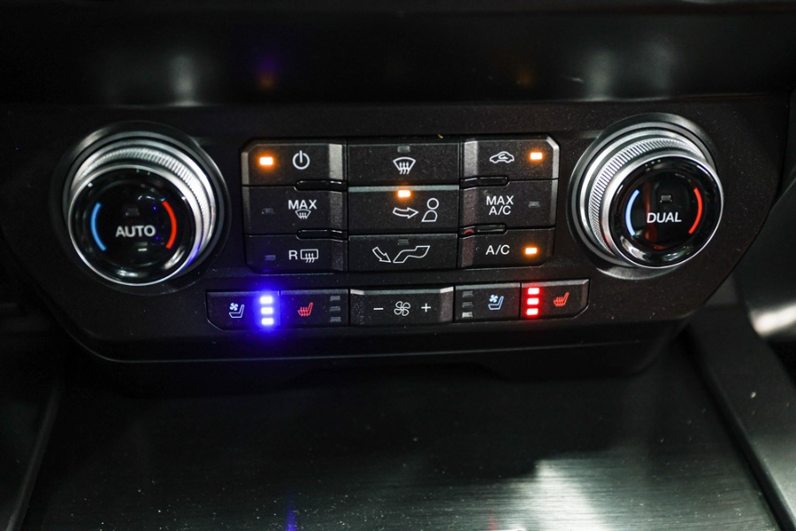 Used Ford F-150 LARIAT 4WD SuperCrew 5.5'' Box 2019 | 26 Motors Long Island. ELMONT, New York Used Ford F-150 LARIAT 4WD SuperCrew 5.5'' Box 2019 | 26 Motors Long Island. ELMONT, New York