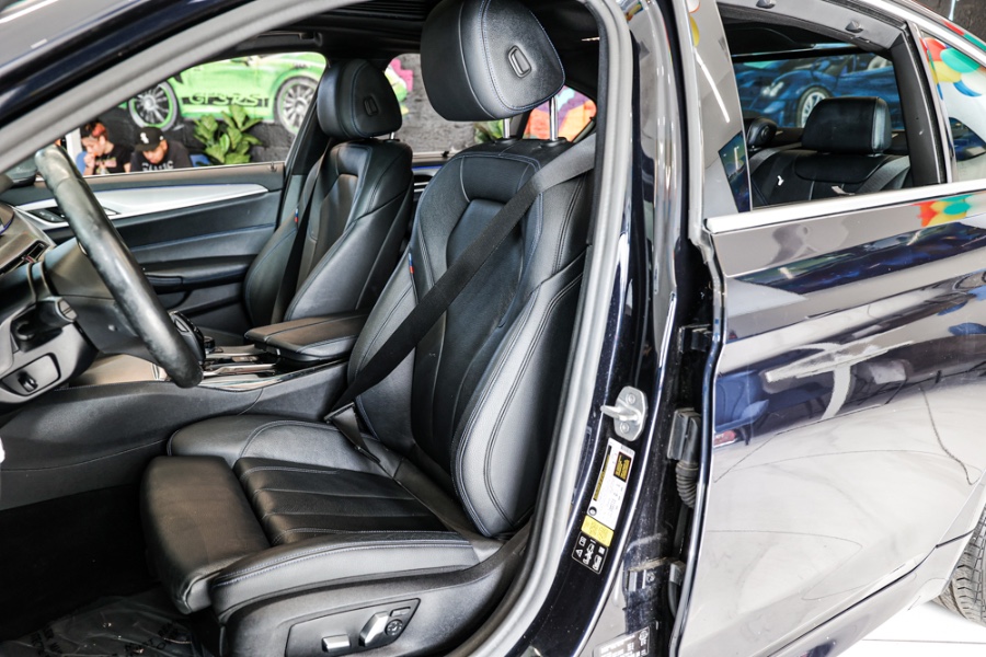 Used BMW 5 Series 530i xDrive Sedan 2018 | 26 Motors Long Island. ELMONT, New York Used BMW 5 Series 530i xDrive Sedan 2018 | 26 Motors Long Island. ELMONT, New York