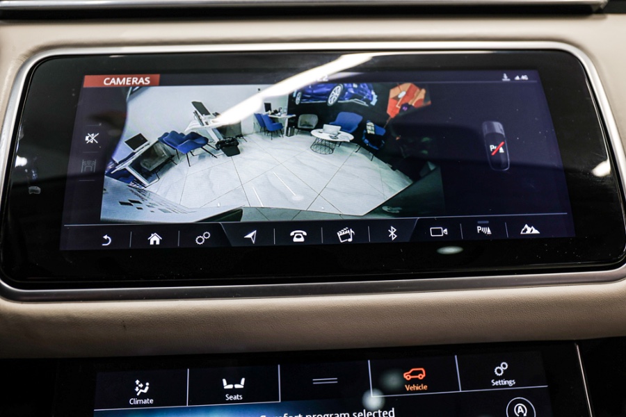 Used Land Rover Range Rover Velar P380 R-Dynamic SE 2018 | 26 Motors Long Island. ELMONT, New York Used Land Rover Range Rover Velar P380 R-Dynamic SE 2018 | 26 Motors Long Island. ELMONT, New York