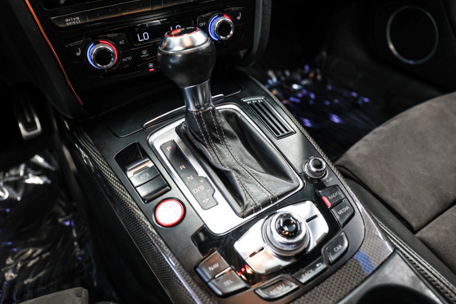 Used Audi S4 4dr Sdn S Tronic Premium Plus 2014 | 26 Motors Long Island. ELMONT, New York Used Audi S4 4dr Sdn S Tronic Premium Plus 2014 | 26 Motors Long Island. ELMONT, New York