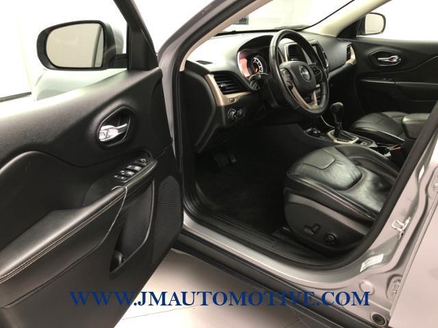 Used Jeep Cherokee 4WD 4dr Limited 2015 | J&M Automotive Sls&Svc LLC. Naugatuck, Connecticut Used Jeep Cherokee 4WD 4dr Limited 2015 | J&M Automotive Sls&Svc LLC. Naugatuck, Connecticut