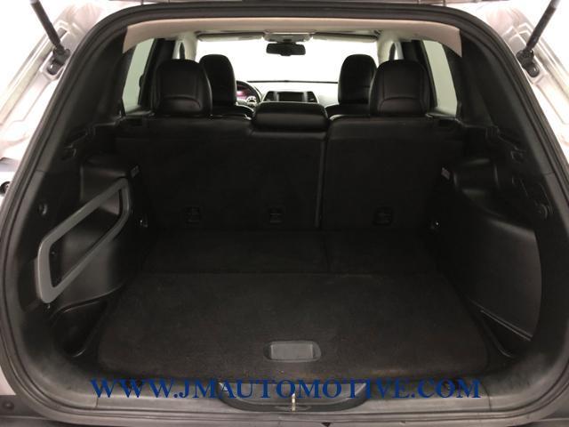Used Jeep Cherokee 4WD 4dr Limited 2015 | J&M Automotive Sls&Svc LLC. Naugatuck, Connecticut Used Jeep Cherokee 4WD 4dr Limited 2015 | J&M Automotive Sls&Svc LLC. Naugatuck, Connecticut