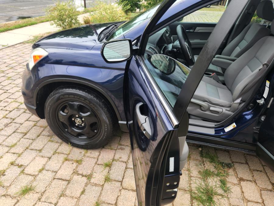 Used Honda CR-V 4WD 5dr LX 2010 | SGM Auto Sales. West Babylon, New York Used Honda CR-V 4WD 5dr LX 2010 | SGM Auto Sales. West Babylon, New York