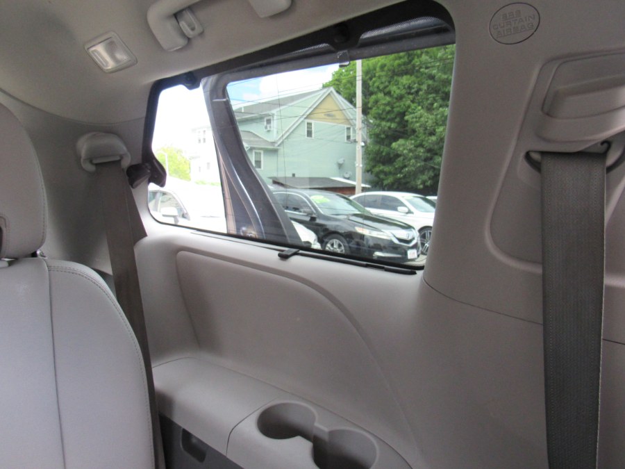2016 Toyota Sienna XLE, available for sale in Worcester, Massachusetts | Hilario's Auto Sales Inc.. Worcester, Massachusetts 2016 Toyota Sienna XLE, available for sale in Worcester, Massachusetts | Hilario's Auto Sales Inc.. Worcester, Massachusetts