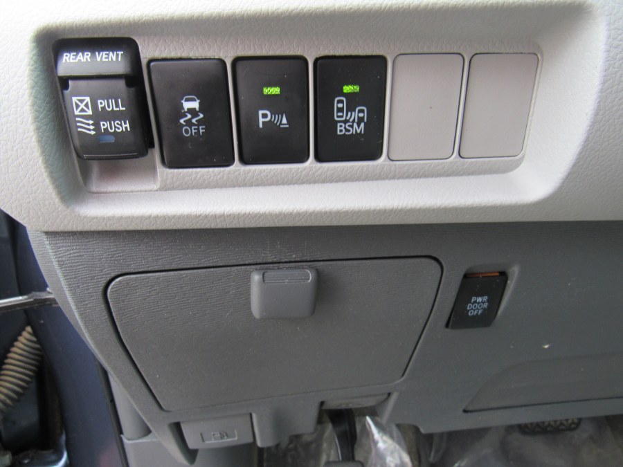 2016 Toyota Sienna XLE, available for sale in Worcester, Massachusetts | Hilario's Auto Sales Inc.. Worcester, Massachusetts 2016 Toyota Sienna XLE, available for sale in Worcester, Massachusetts | Hilario's Auto Sales Inc.. Worcester, Massachusetts