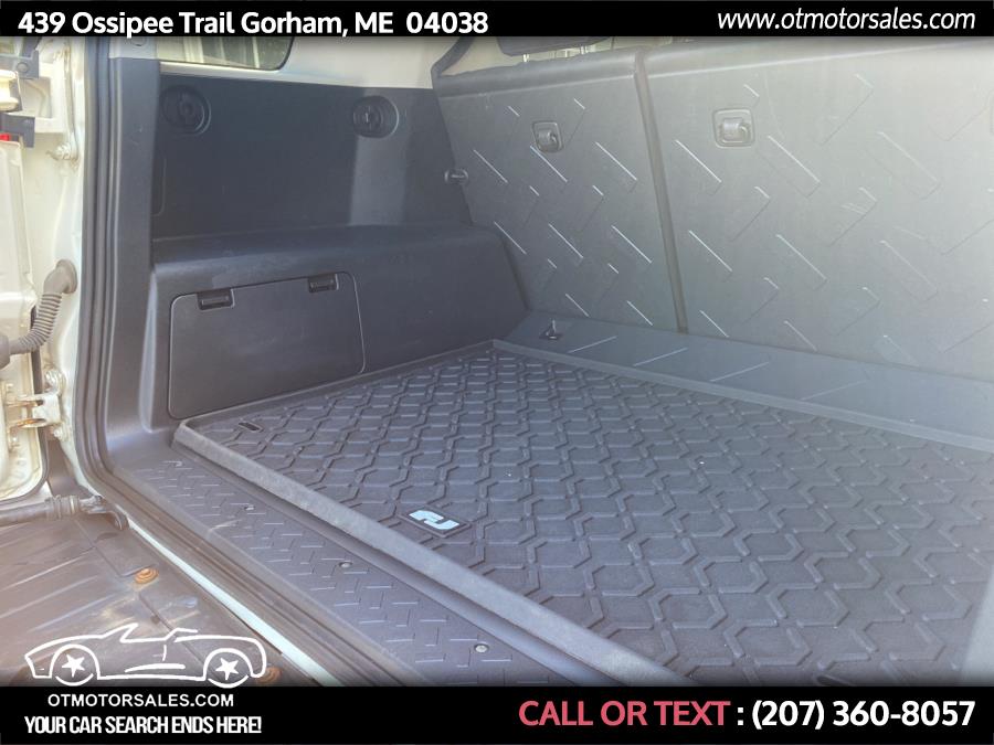 Used Toyota FJ Cruiser base 2012 | Ossipee Trail Motor Sales. Gorham, Maine Used Toyota FJ Cruiser base 2012 | Ossipee Trail Motor Sales. Gorham, Maine