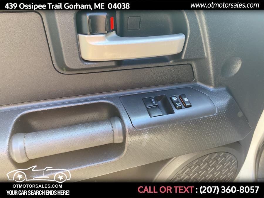 Used Toyota FJ Cruiser base 2012 | Ossipee Trail Motor Sales. Gorham, Maine Used Toyota FJ Cruiser base 2012 | Ossipee Trail Motor Sales. Gorham, Maine