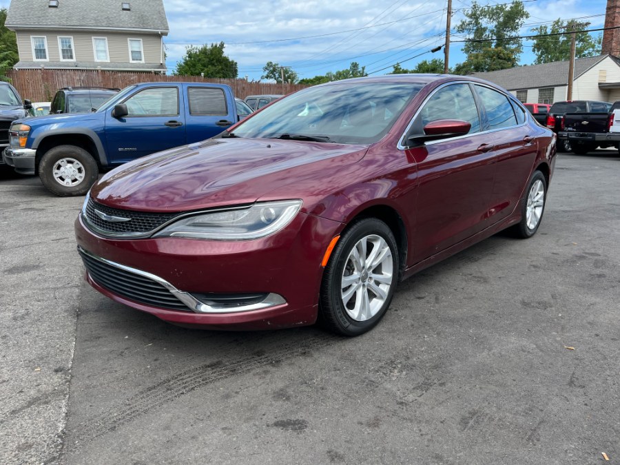 Used Chrysler 200 4dr Sdn Limited FWD 2015 | Chris's Auto Clinic. Plainville, Connecticut