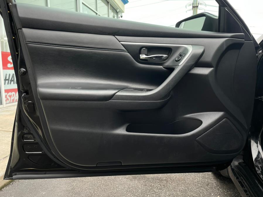 Used Nissan Altima SR. LOW MILES! 2017 | Sunrise Auto Sales. Rosedale, New York Used Nissan Altima SR. LOW MILES! 2017 | Sunrise Auto Sales. Rosedale, New York