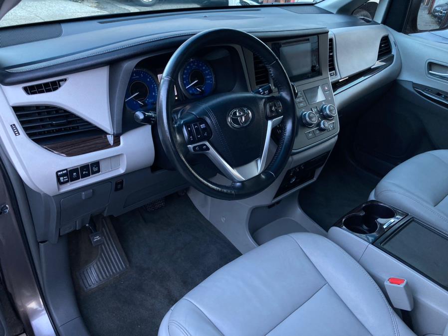2015 Toyota Sienna 5dr 7-Pass Van XLE Premium AWD (Natl), available for sale in Brooklyn, New York | Carsbuck Inc.. Brooklyn, New York 2015 Toyota Sienna 5dr 7-Pass Van XLE Premium AWD (Natl), available for sale in Brooklyn, New York | Carsbuck Inc.. Brooklyn, New York