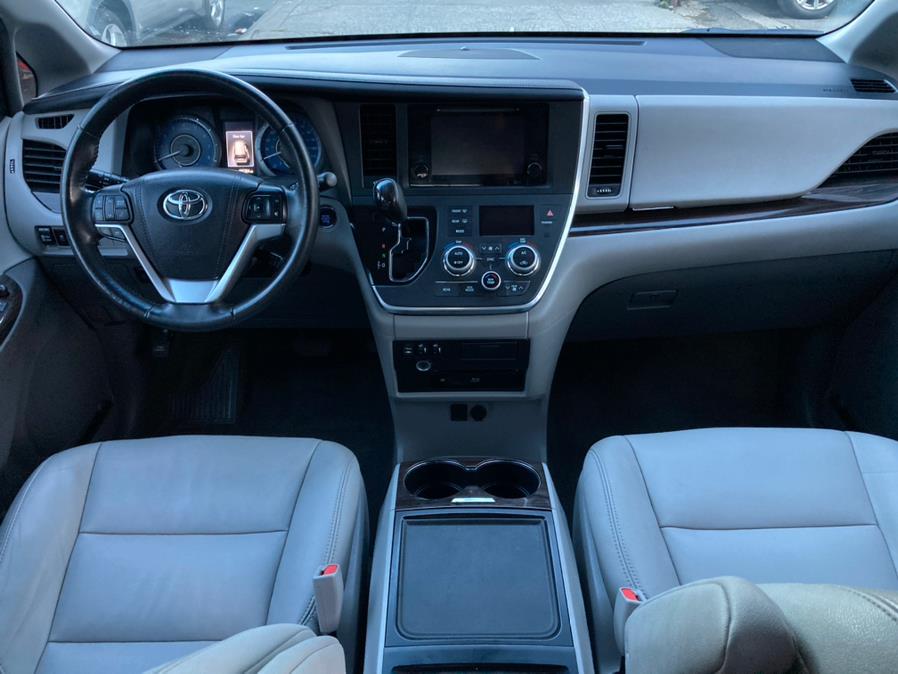 2015 Toyota Sienna 5dr 7-Pass Van XLE Premium AWD (Natl), available for sale in Brooklyn, New York | Carsbuck Inc.. Brooklyn, New York 2015 Toyota Sienna 5dr 7-Pass Van XLE Premium AWD (Natl), available for sale in Brooklyn, New York | Carsbuck Inc.. Brooklyn, New York