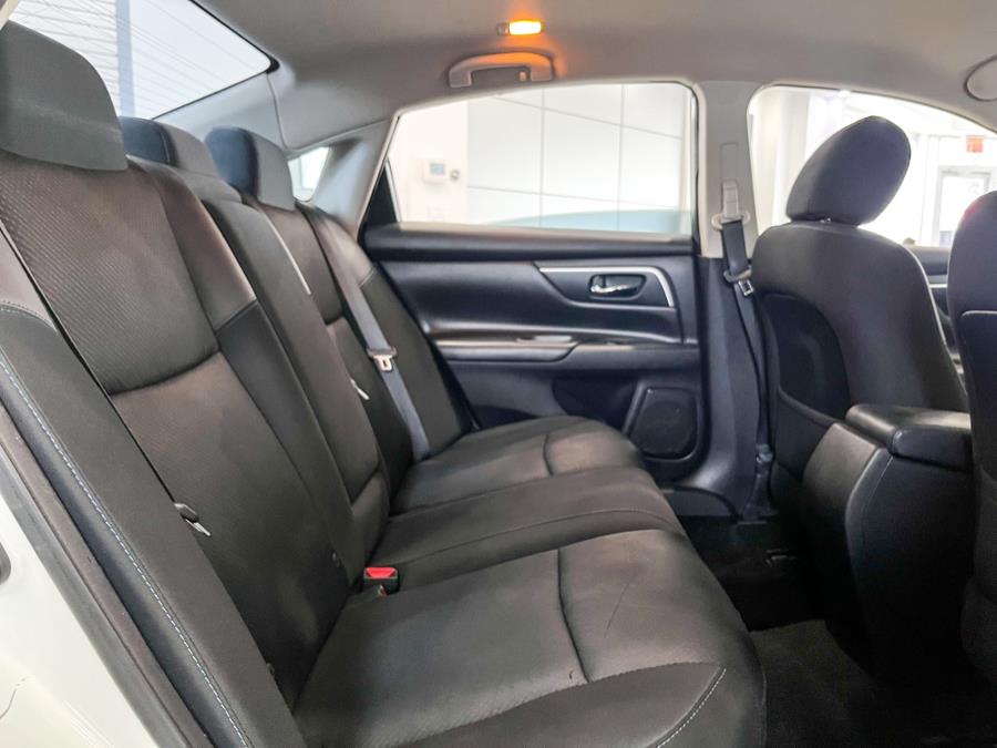 Used Nissan Altima 4dr Sdn I4 2.5 SV 2016 | Luxury Motor Club. Franklin Square, New York Used Nissan Altima 4dr Sdn I4 2.5 SV 2016 | Luxury Motor Club. Franklin Square, New York