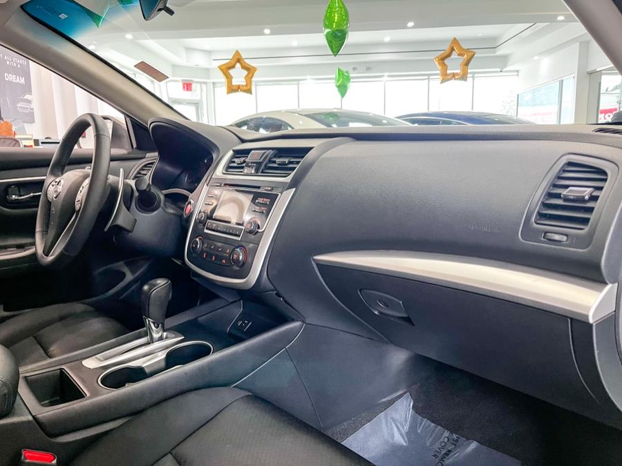 2016 Nissan Altima 4dr Sdn I4 2.5 SV, available for sale in Franklin Square, New York | Luxury Motor Club. Franklin Square, New York 2016 Nissan Altima 4dr Sdn I4 2.5 SV, available for sale in Franklin Square, New York | Luxury Motor Club. Franklin Square, New York