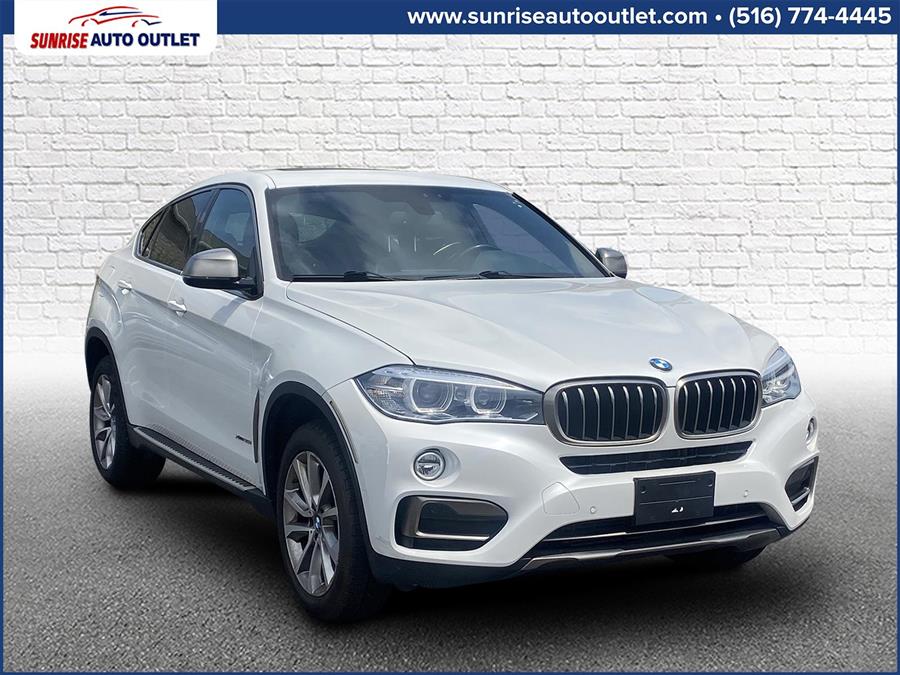 2018 BMW X6 xDrive35i Sports Activity Coupe, available for sale in Syosset, New York | Gold Coast Motors of Syosset. Syosset, New York