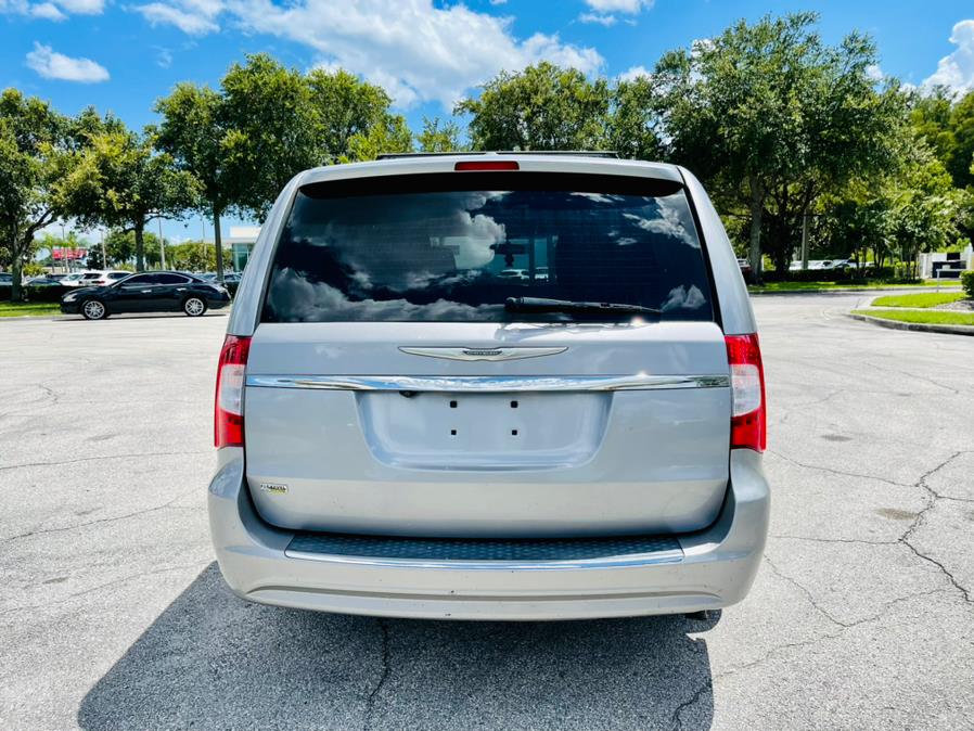 Used Chrysler Town & Country 4dr Wgn Touring 2013 | 2 Car Pros. Orlando, Florida Used Chrysler Town & Country 4dr Wgn Touring 2013 | 2 Car Pros. Orlando, Florida