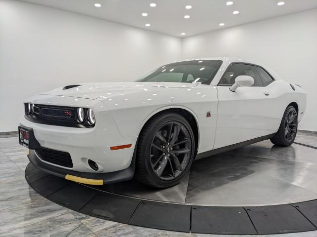 Used Dodge Challenger R/T Scat Pack w/ Navi & rearCam 2019 | Car Revolution. Maple Shade, New Jersey Used Dodge Challenger R/T Scat Pack w/ Navi & rearCam 2019 | Car Revolution. Maple Shade, New Jersey