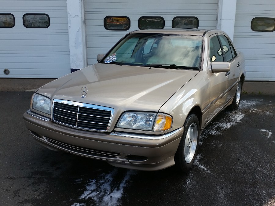 Used Mercedes-Benz C-Class 4dr Sdn 2.3L Kompressor 2000 | Action Automotive. Berlin, Connecticut