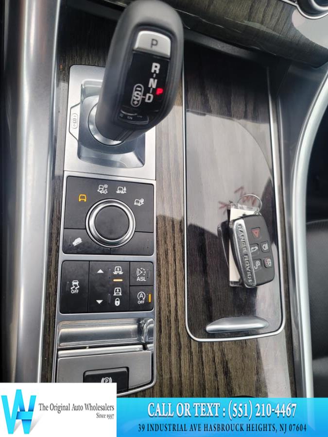 Used Land Rover Range Rover Sport 4WD 4dr V6 SE 2016 | AW Auto & Truck Wholesalers, Inc. Hasbrouck Heights, New Jersey Used Land Rover Range Rover Sport 4WD 4dr V6 SE 2016 | AW Auto & Truck Wholesalers, Inc. Hasbrouck Heights, New Jersey