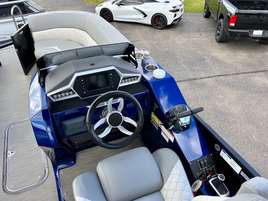2018 Manitou Legacy 250 SHP, available for sale in Darien, Wisconsin | Geneva Motor Cars. Darien, Wisconsin 2018 Manitou Legacy 250 SHP, available for sale in Darien, Wisconsin | Geneva Motor Cars. Darien, Wisconsin