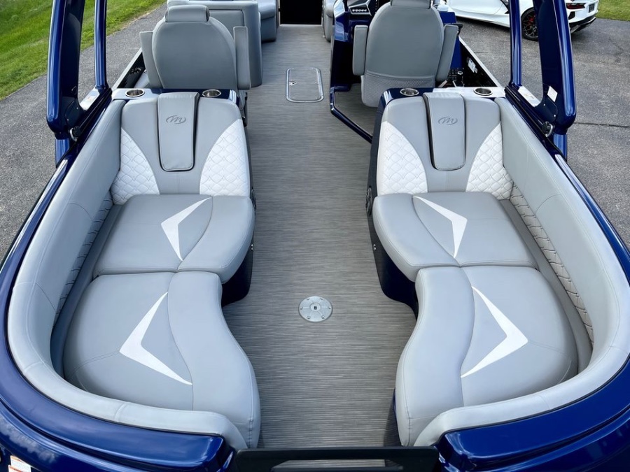 2018 Manitou Legacy 250 SHP, available for sale in Darien, Wisconsin | Geneva Motor Cars. Darien, Wisconsin 2018 Manitou Legacy 250 SHP, available for sale in Darien, Wisconsin | Geneva Motor Cars. Darien, Wisconsin