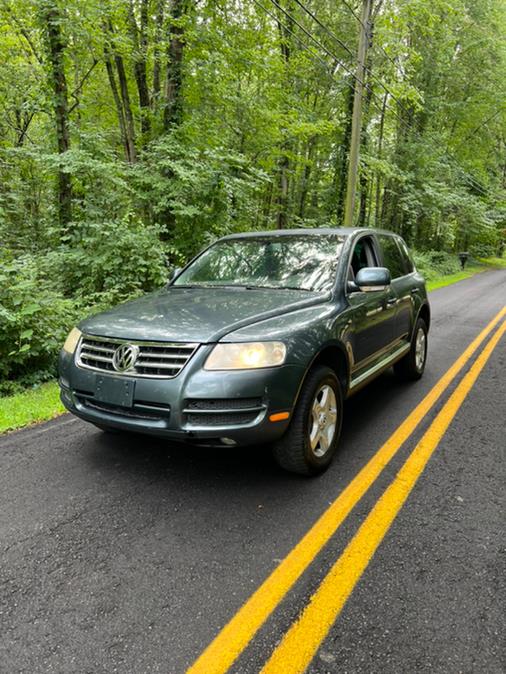 Used Volkswagen Touareg 4dr V6 2005 | Vertucci Automotive Inc. Wallingford, Connecticut