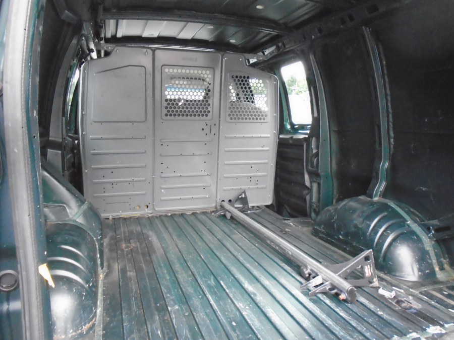 Used GMC Savana Cargo Van AWD 1500 135" 2014 | Jim Juliani Motors. Waterbury, Connecticut