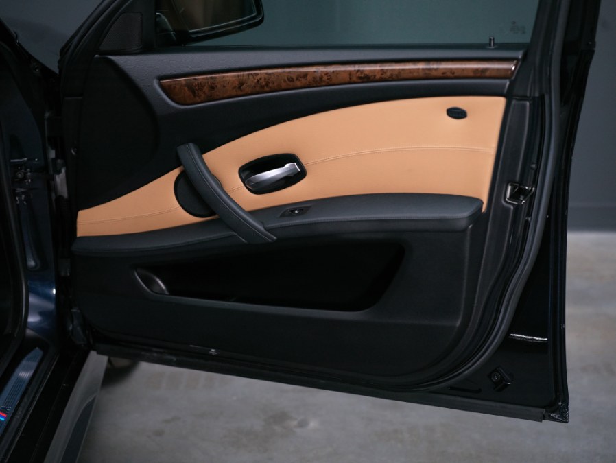 2010 BMW 5 Series 4dr Sdn 535i xDrive AWD, available for sale in North Salem, New York | Meccanic Shop North Inc. North Salem, New York 2010 BMW 5 Series 4dr Sdn 535i xDrive AWD, available for sale in North Salem, New York | Meccanic Shop North Inc. North Salem, New York