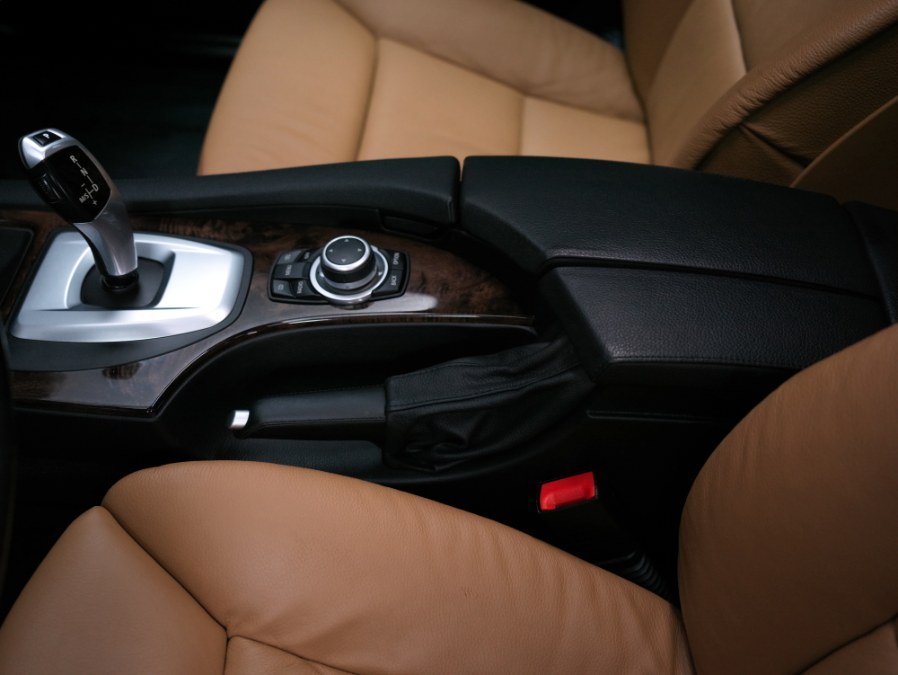 2010 BMW 5 Series 4dr Sdn 535i xDrive AWD, available for sale in North Salem, New York | Meccanic Shop North Inc. North Salem, New York 2010 BMW 5 Series 4dr Sdn 535i xDrive AWD, available for sale in North Salem, New York | Meccanic Shop North Inc. North Salem, New York