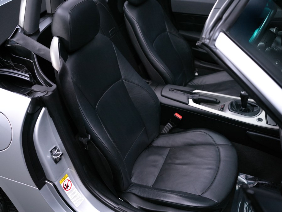 2003 BMW Z4 Z4 2dr Roadster 2.5i, available for sale in North Salem, New York | Meccanic Shop North Inc. North Salem, New York 2003 BMW Z4 Z4 2dr Roadster 2.5i, available for sale in North Salem, New York | Meccanic Shop North Inc. North Salem, New York