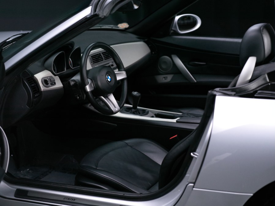 2003 BMW Z4 Z4 2dr Roadster 2.5i, available for sale in North Salem, New York | Meccanic Shop North Inc. North Salem, New York 2003 BMW Z4 Z4 2dr Roadster 2.5i, available for sale in North Salem, New York | Meccanic Shop North Inc. North Salem, New York