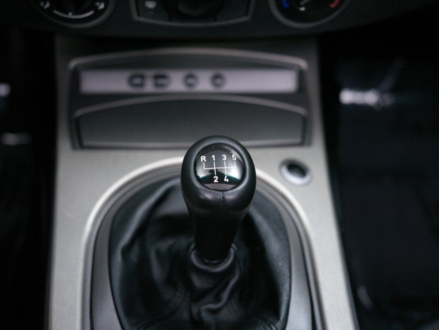 2003 BMW Z4 Z4 2dr Roadster 2.5i, available for sale in North Salem, New York | Meccanic Shop North Inc. North Salem, New York 2003 BMW Z4 Z4 2dr Roadster 2.5i, available for sale in North Salem, New York | Meccanic Shop North Inc. North Salem, New York