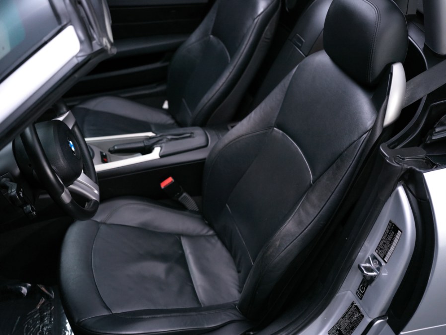 2003 BMW Z4 Z4 2dr Roadster 2.5i, available for sale in North Salem, New York | Meccanic Shop North Inc. North Salem, New York 2003 BMW Z4 Z4 2dr Roadster 2.5i, available for sale in North Salem, New York | Meccanic Shop North Inc. North Salem, New York