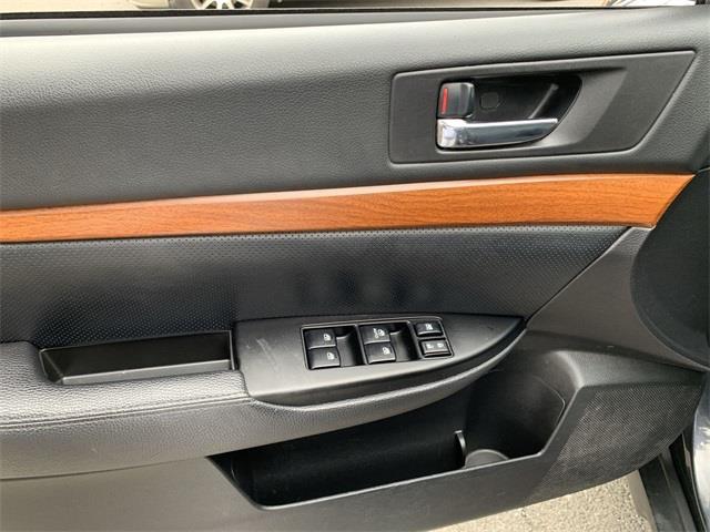2013 Subaru Outback 3.6R, available for sale in Stratford, Connecticut | Wiz Leasing Inc. Stratford, Connecticut 2013 Subaru Outback 3.6R, available for sale in Stratford, Connecticut | Wiz Leasing Inc. Stratford, Connecticut