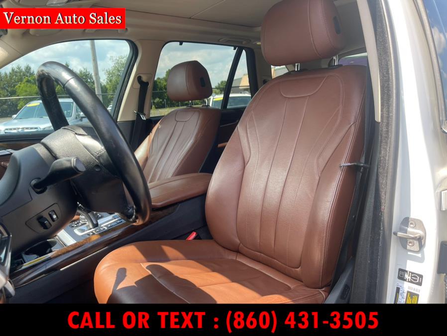2015 BMW X5 AWD 4dr xDrive35i Sports Package, available for sale in Manchester, Connecticut | Vernon Auto Sale & Service. Manchester, Connecticut 2015 BMW X5 AWD 4dr xDrive35i Sports Package, available for sale in Manchester, Connecticut | Vernon Auto Sale & Service. Manchester, Connecticut