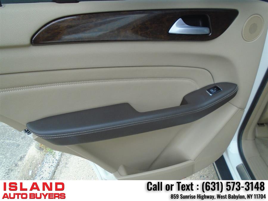 Used Mercedes-benz M-class ML 350 4MATIC AWD 4dr SUV 2013 | Island Auto Buyers. West Babylon, New York Used Mercedes-benz M-class ML 350 4MATIC AWD 4dr SUV 2013 | Island Auto Buyers. West Babylon, New York