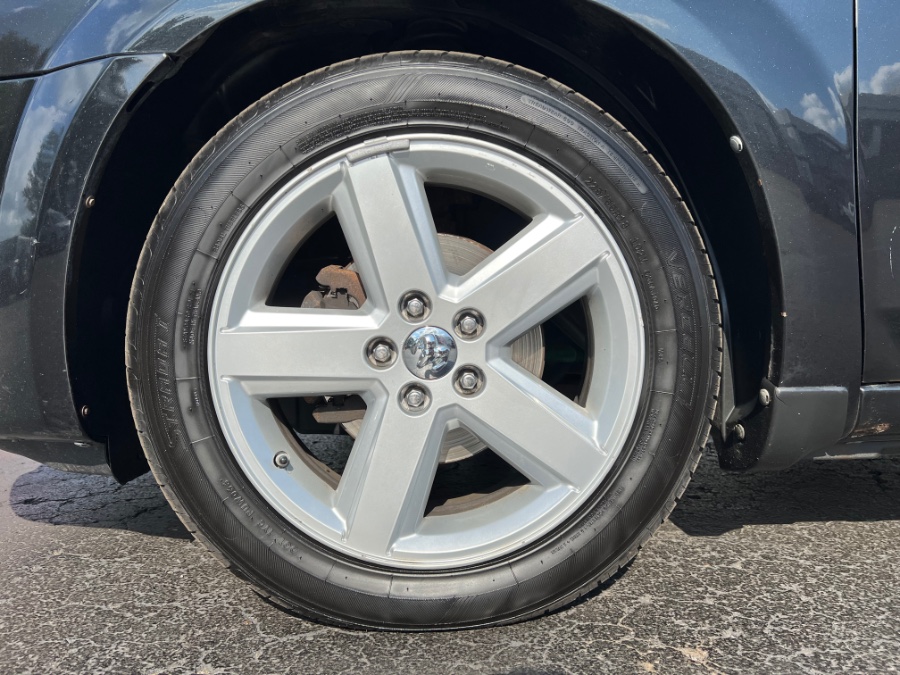 Used Dodge Avenger 4dr Sdn R/T 2010 | Marsh Auto Sales LLC. Ortonville, Michigan Used Dodge Avenger 4dr Sdn R/T 2010 | Marsh Auto Sales LLC. Ortonville, Michigan