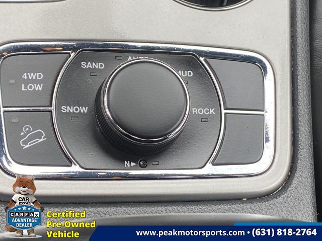Used Jeep Grand Cherokee Limited 4x4 2020 | Peak Automotive Inc.. Bayshore, New York Used Jeep Grand Cherokee Limited 4x4 2020 | Peak Automotive Inc.. Bayshore, New York