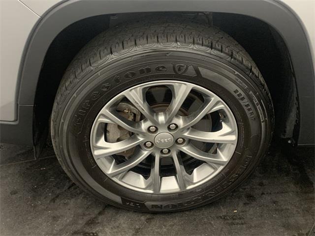 Used Jeep Cherokee Latitude Plus 2019 | Eastchester Motor Cars. Bronx, New York Used Jeep Cherokee Latitude Plus 2019 | Eastchester Motor Cars. Bronx, New York