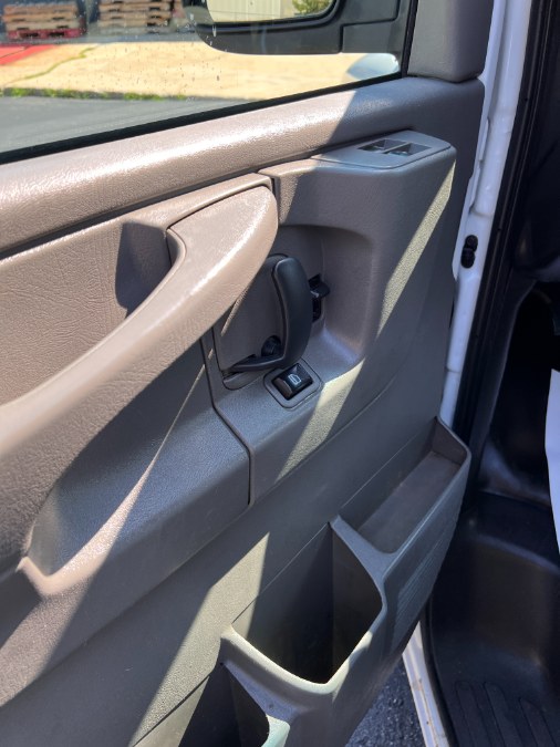 Used Chevrolet Express Cargo Van RWD 1500 135" 2014 | A-Tech. Medford, Massachusetts Used Chevrolet Express Cargo Van RWD 1500 135" 2014 | A-Tech. Medford, Massachusetts