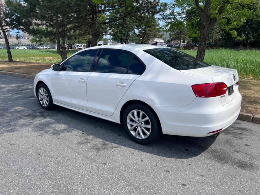 2011 Volkswagen Jetta Sedan 4dr Auto SE PZEV, available for sale in Revere, Massachusetts | Wonderland Auto. Revere, Massachusetts 2011 Volkswagen Jetta Sedan 4dr Auto SE PZEV, available for sale in Revere, Massachusetts | Wonderland Auto. Revere, Massachusetts