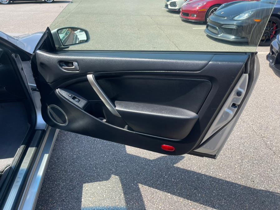 2004 Infiniti G35 Coupe 2dr Cpe Auto w/Leather, available for sale in South Windsor, Connecticut | Mike And Tony Auto Sales, Inc. South Windsor, Connecticut 2004 Infiniti G35 Coupe 2dr Cpe Auto w/Leather, available for sale in South Windsor, Connecticut | Mike And Tony Auto Sales, Inc. South Windsor, Connecticut
