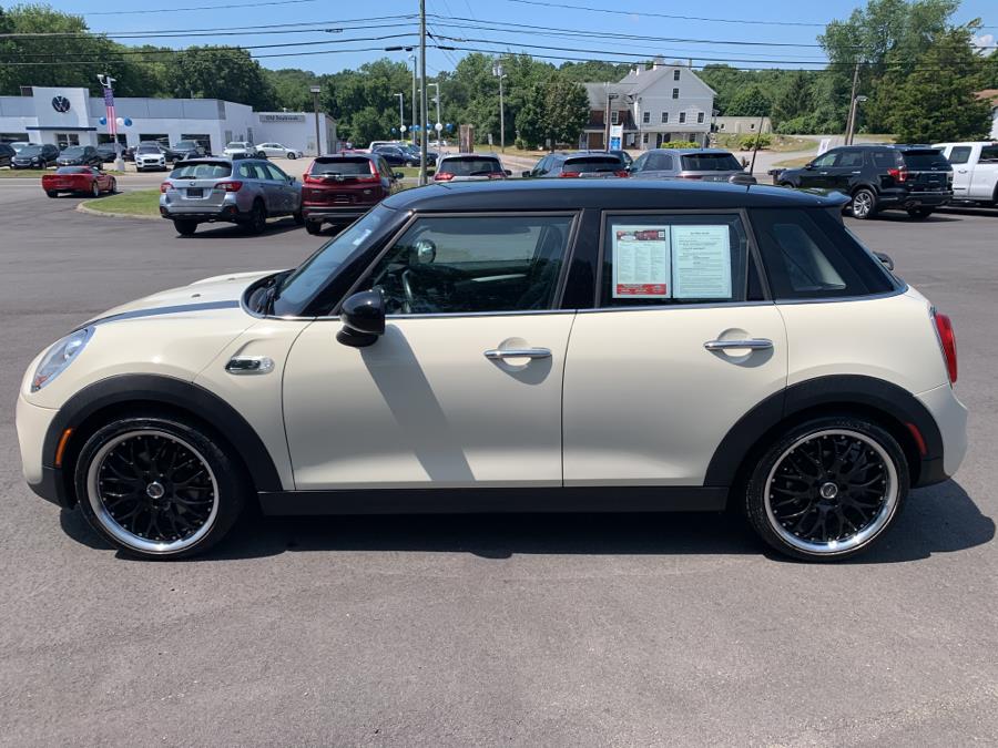 Used MINI Cooper Hardtop 4 Door 4dr HB S 2015 | Saybrook Auto Barn. Old Saybrook, Connecticut Used MINI Cooper Hardtop 4 Door 4dr HB S 2015 | Saybrook Auto Barn. Old Saybrook, Connecticut