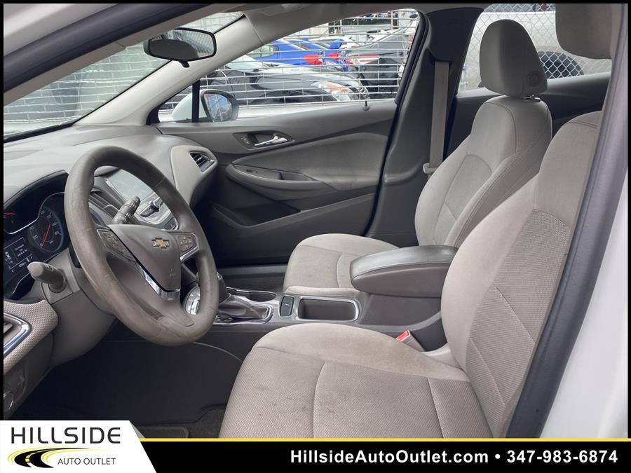 Used Chevrolet Cruze LT 2017 | Hillside Auto Outlet. Jamaica, New York Used Chevrolet Cruze LT 2017 | Hillside Auto Outlet. Jamaica, New York