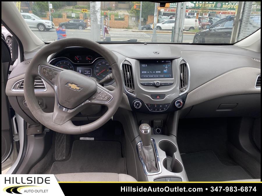 Used Chevrolet Cruze LT 2017 | Hillside Auto Outlet. Jamaica, New York Used Chevrolet Cruze LT 2017 | Hillside Auto Outlet. Jamaica, New York