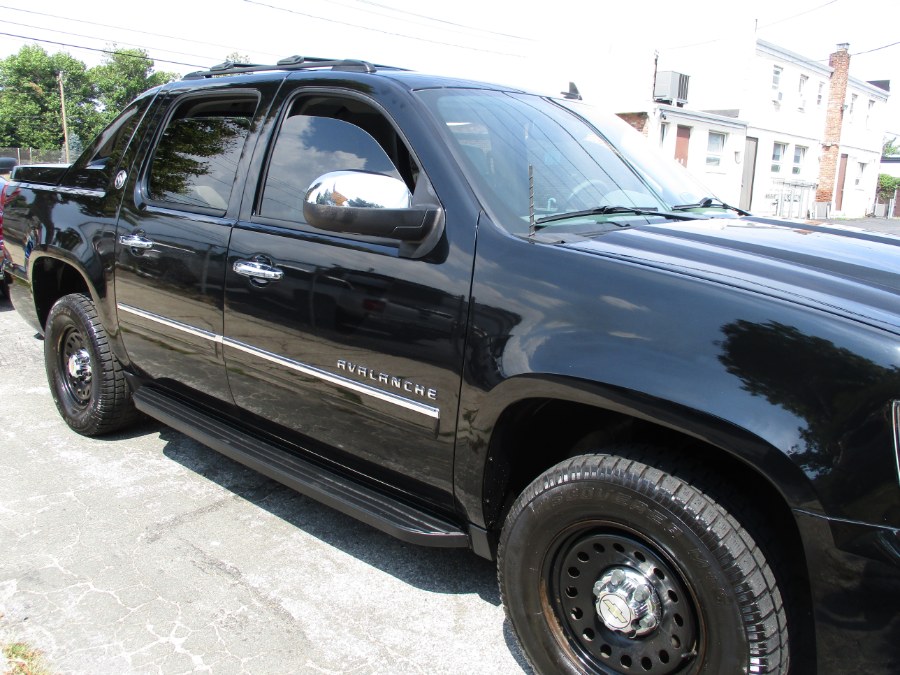 2013 Chevrolet Avalanche 4WD Crew Cab LT Black Diamond Edition, available for sale in West Babylon, New York | New Gen Auto Group. West Babylon, New York 2013 Chevrolet Avalanche 4WD Crew Cab LT Black Diamond Edition, available for sale in West Babylon, New York | New Gen Auto Group. West Babylon, New York